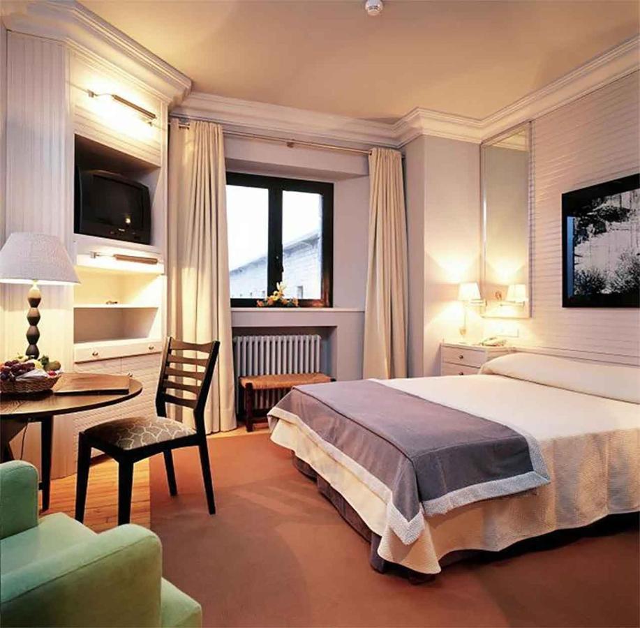 Parador De Vielha Eksteriør bilde